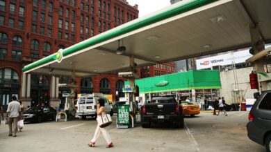 Photo of Precio de la gasolina supera los $6 dólares por galón en Manhattan