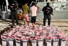Photo of Interceptan lancha con 481 paquetes presumiblemente cocaína en Barahona; apresan a dos